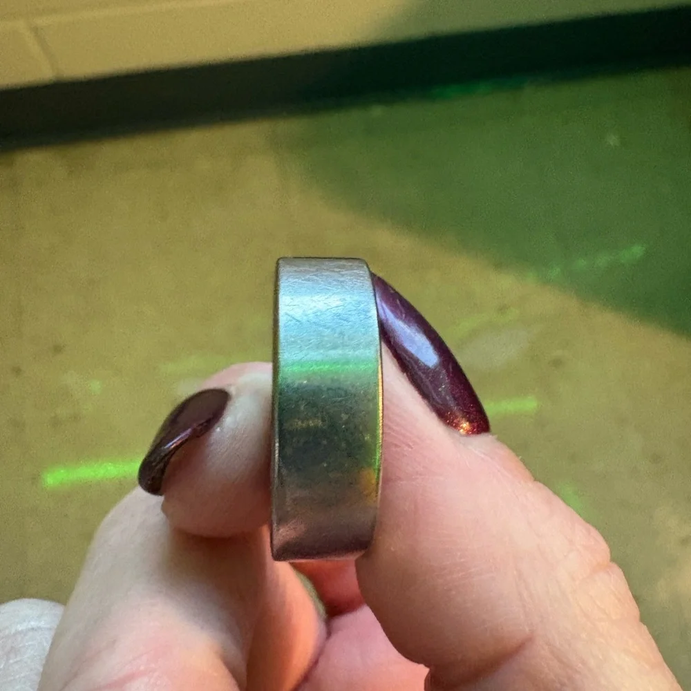 Oura Ring Gen 3 Size 10 + charger